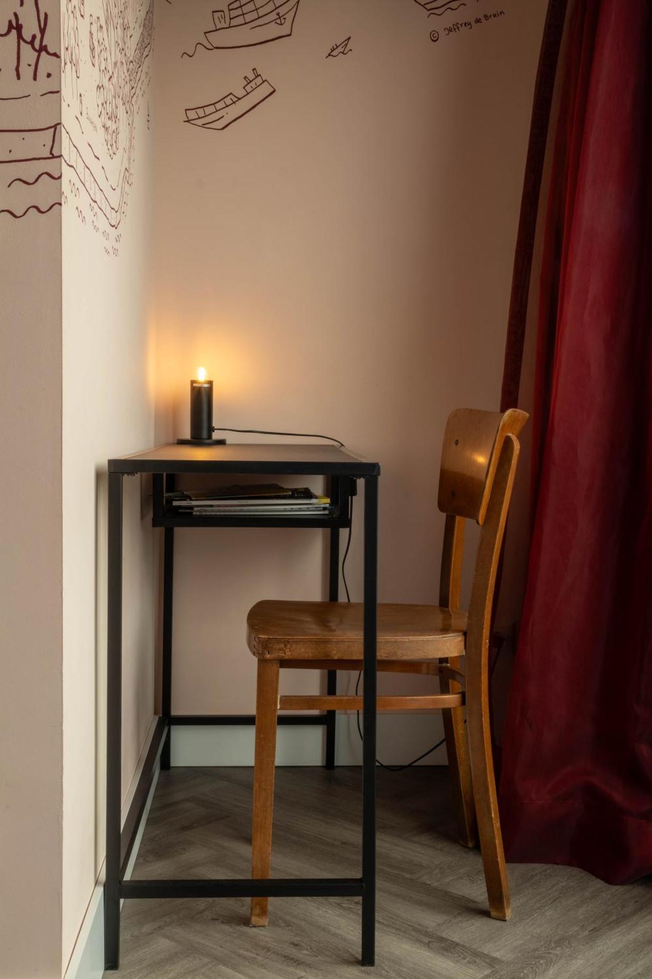 Bed, Bites & Business Hotel Rotterdam Szoba fotó